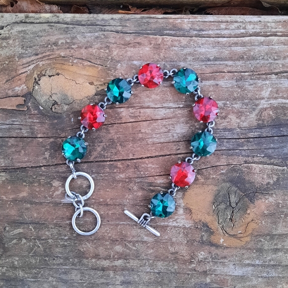 Green & Red Crystal Bracelet Pewter 💚❤ - Picture 1 of 4